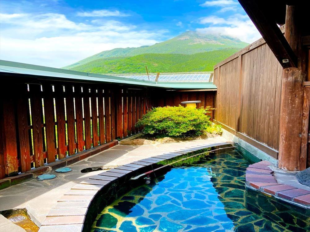 Ryokan Hikarinoie Юфу Экстерьер фото